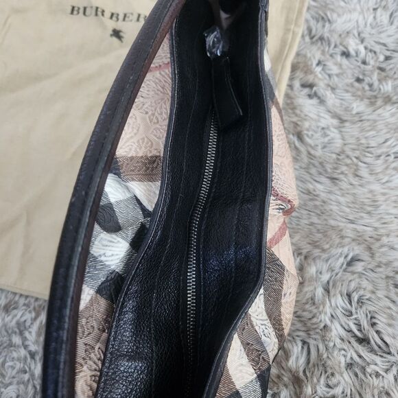 Burberry Authentic Nova‎ Check Patent Leather Plaid Shoulder Bag - Picture 7 of 14